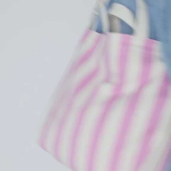 NWT Baggu Horizontal Zip Duck Bag - Pink Awning Stripe - Picture 5 of 6